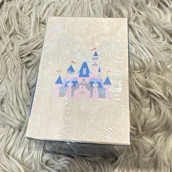 Funko Minis Captain Hook – Disneyland 65th Anniversary #05 (New & Sealed) - Picture 6 of 6